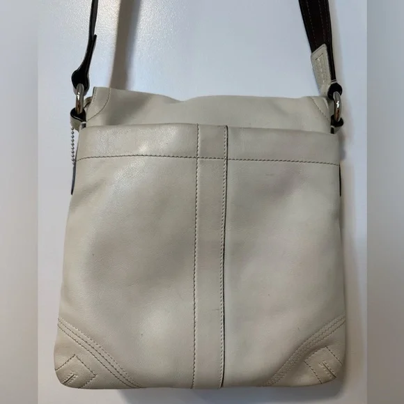 Vintage COACH Shoulder Bag - Picture 3 of 9